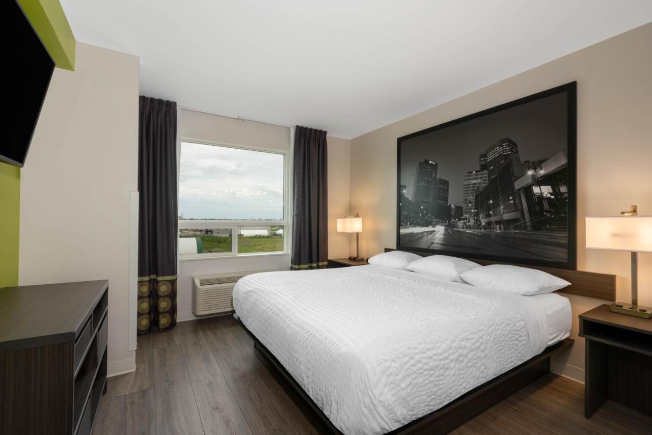 Super 8 By Wyndham Winnipeg East Mb Extérieur photo