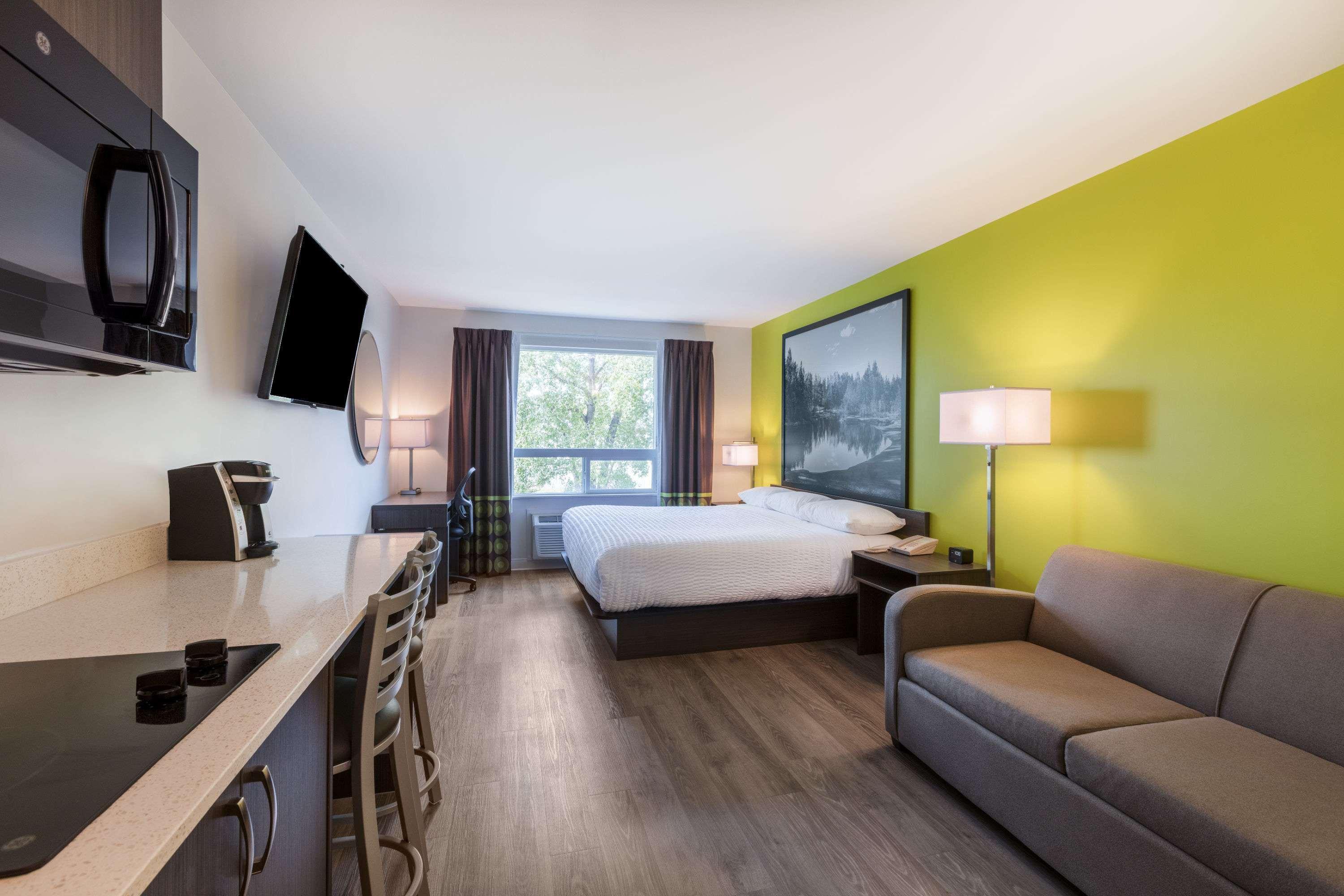 Super 8 By Wyndham Winnipeg East Mb Extérieur photo