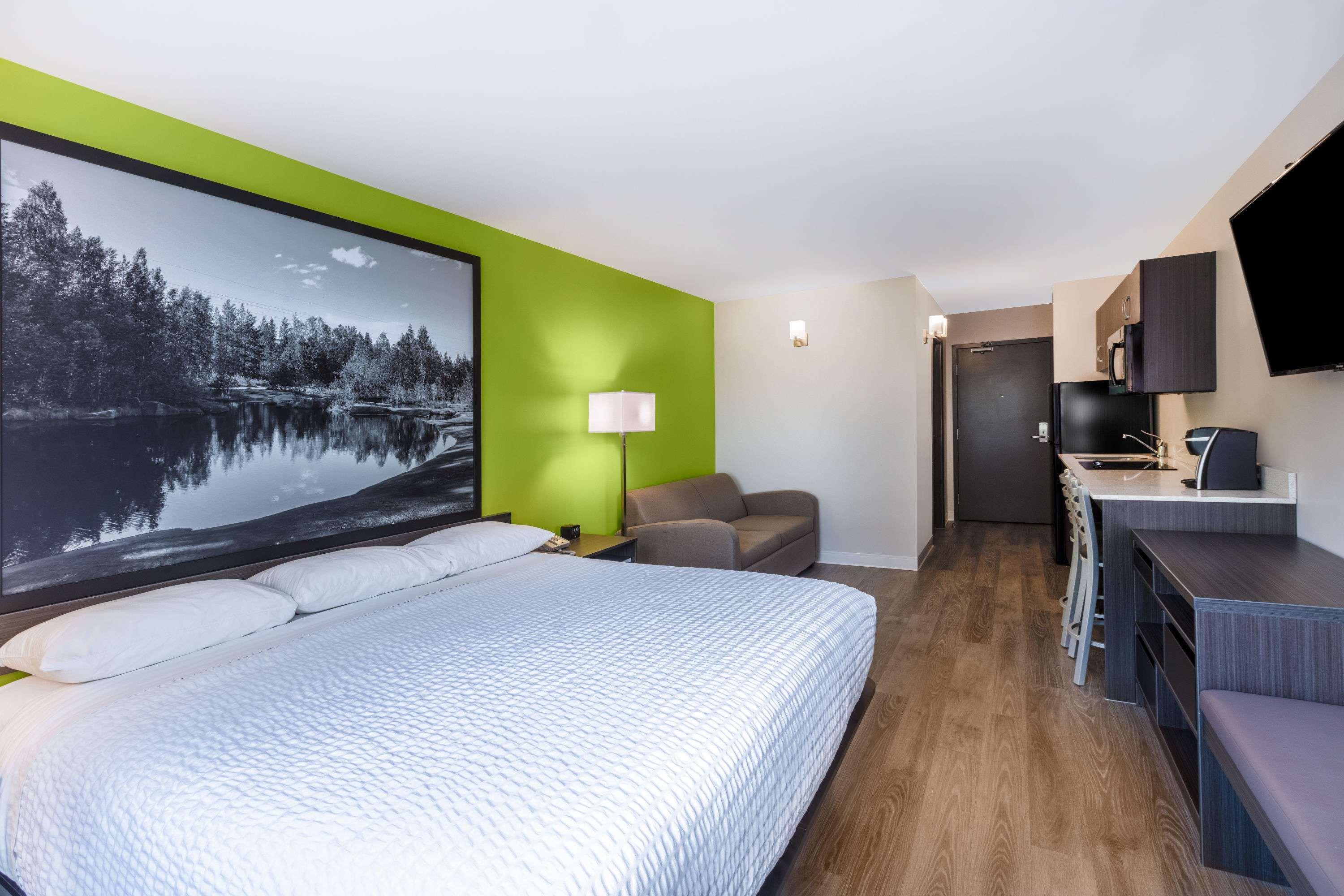 Super 8 By Wyndham Winnipeg East Mb Extérieur photo
