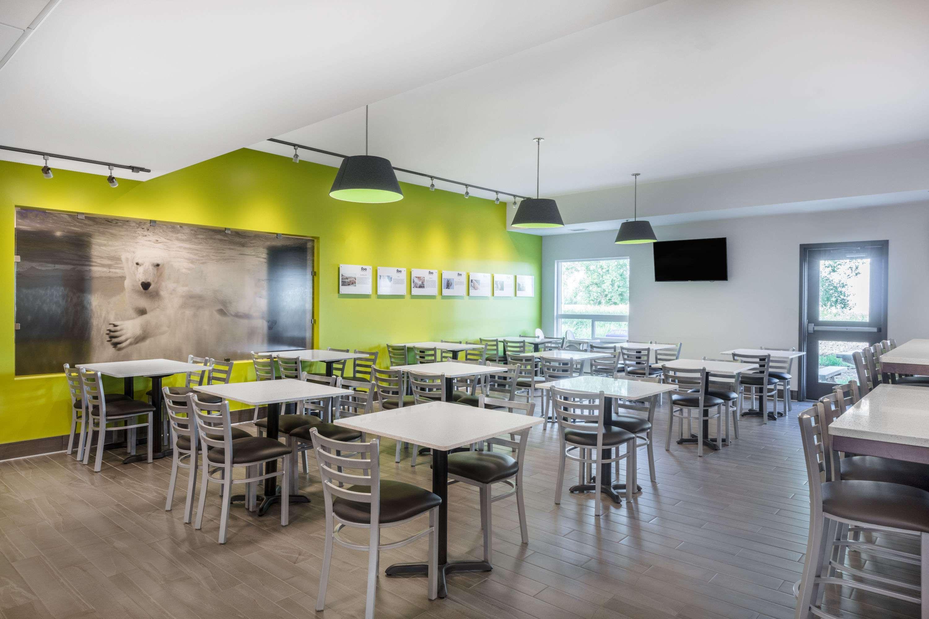 Super 8 By Wyndham Winnipeg East Mb Extérieur photo