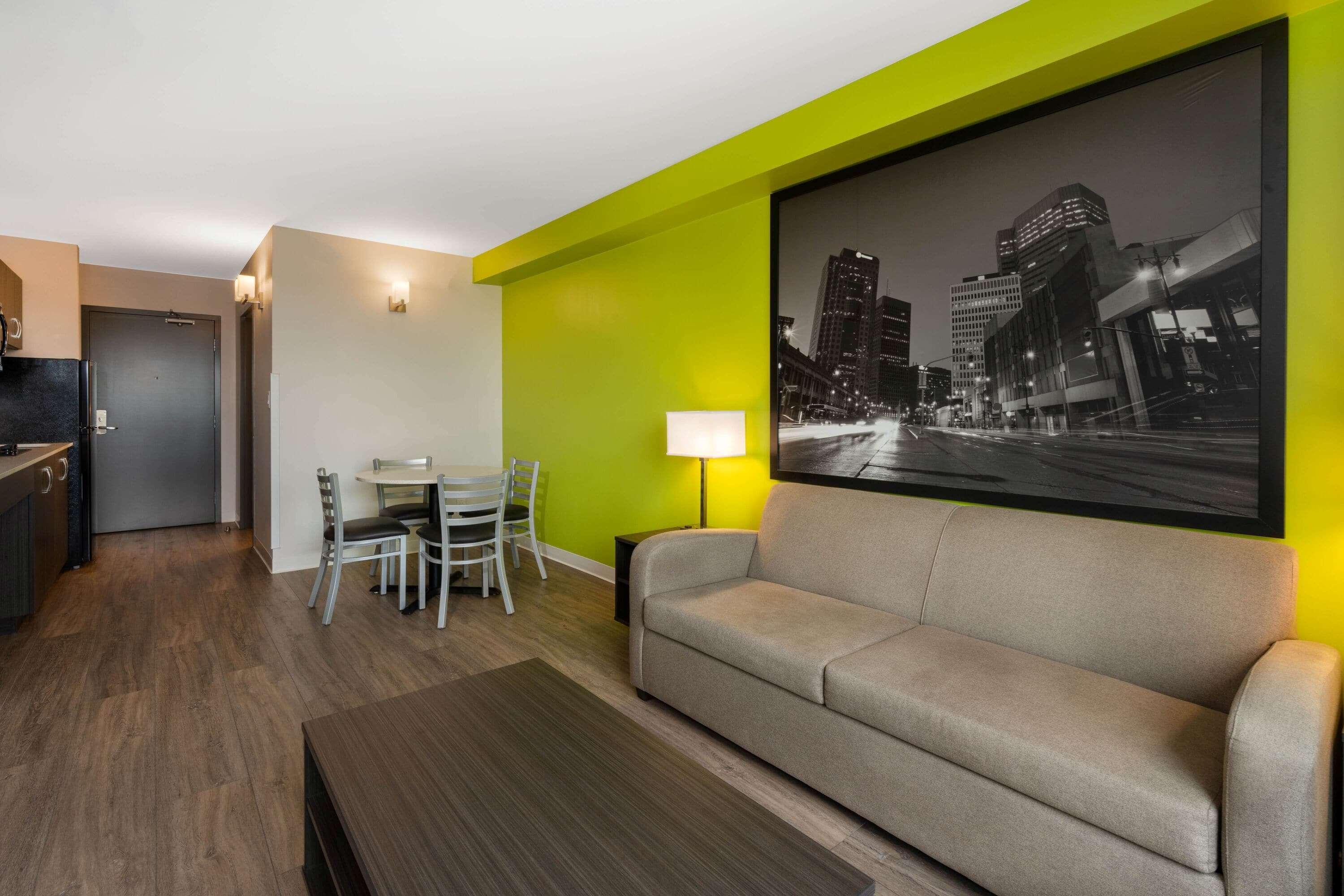Super 8 By Wyndham Winnipeg East Mb Extérieur photo
