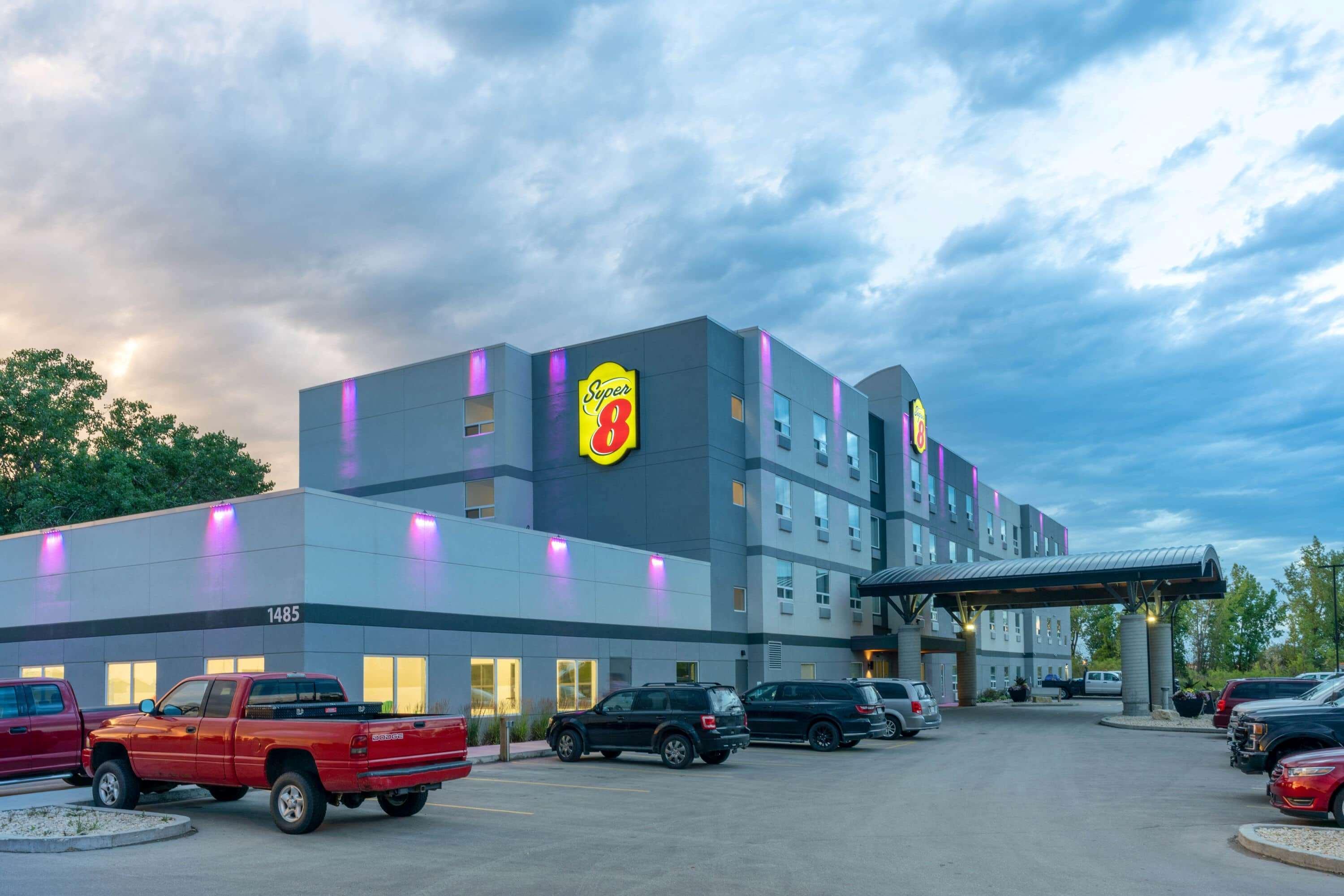 Super 8 By Wyndham Winnipeg East Mb Extérieur photo