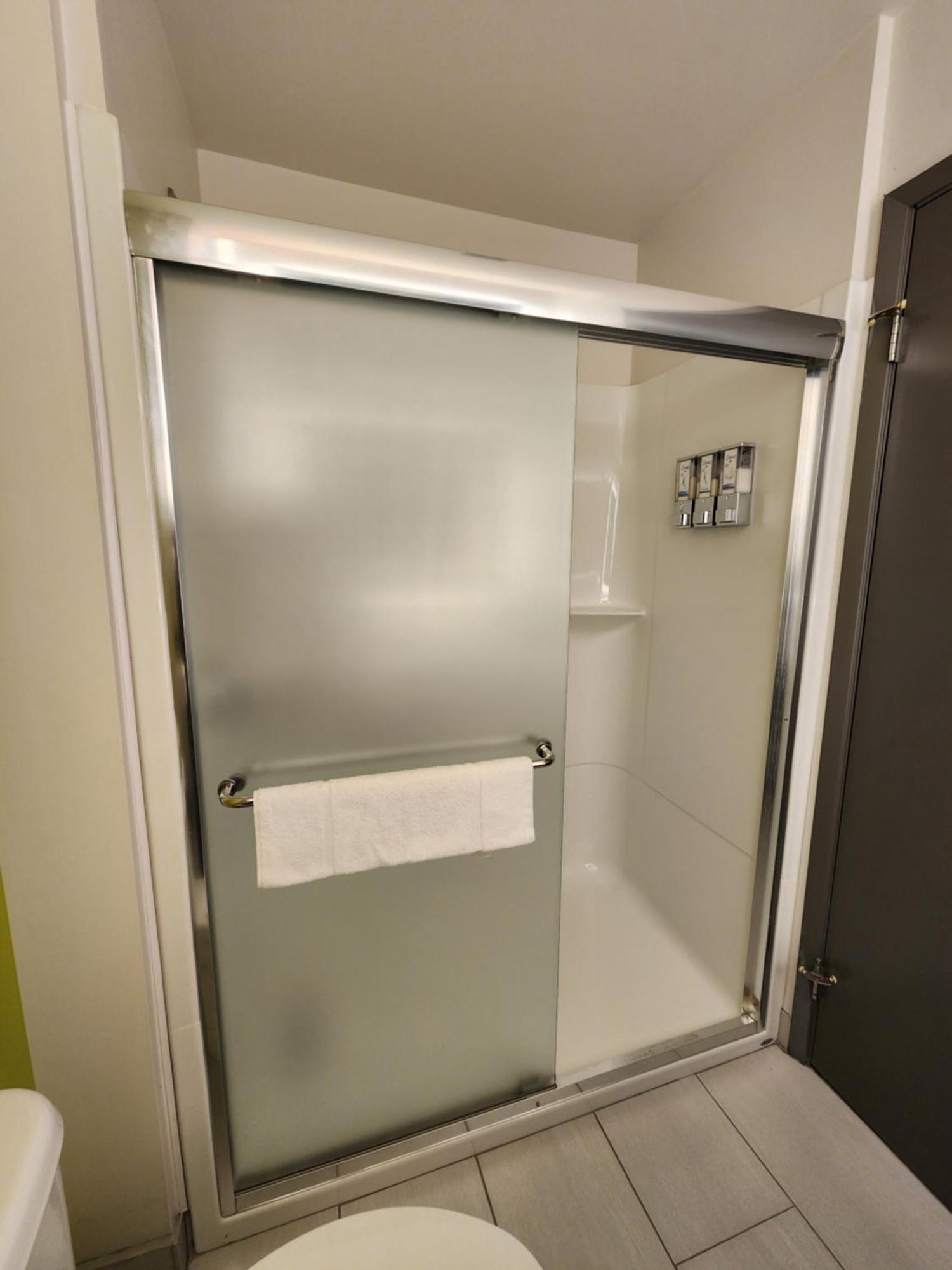 Super 8 By Wyndham Winnipeg East Mb Extérieur photo